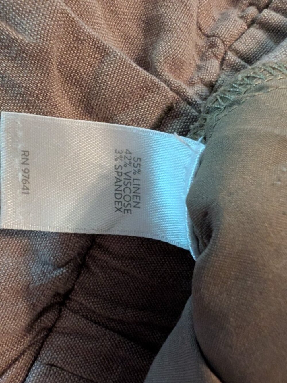 Two pairs of linen pants - Picture 10 of 11